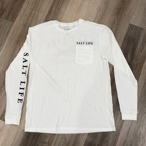 Men’s Salt Life Long Sleeve Shirt White Pocket Logo Arm Size Large Beach Ocean